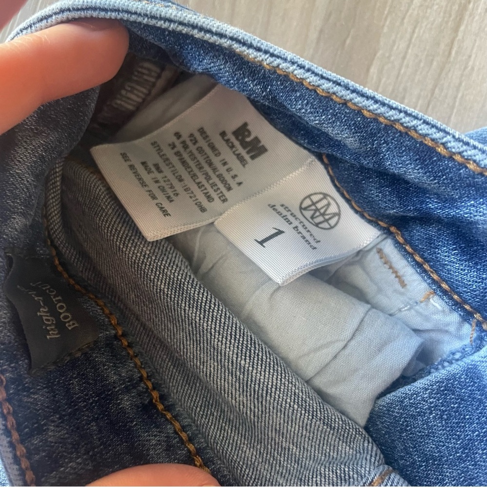 NanaMacs I&M high rise bootcut Jeans - Picture 2 of 5